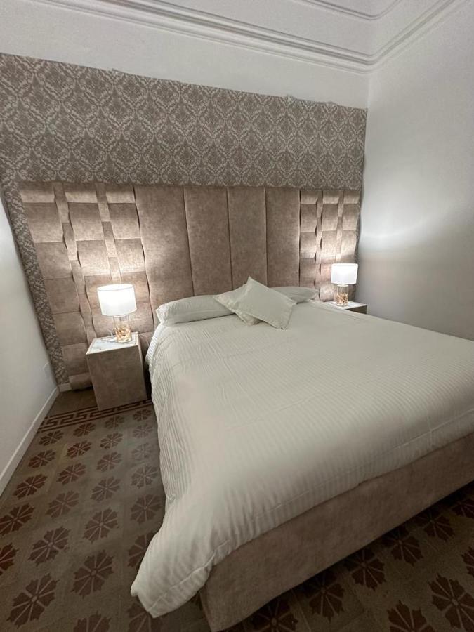 Boutique Rooms B&B Catânia Exterior foto