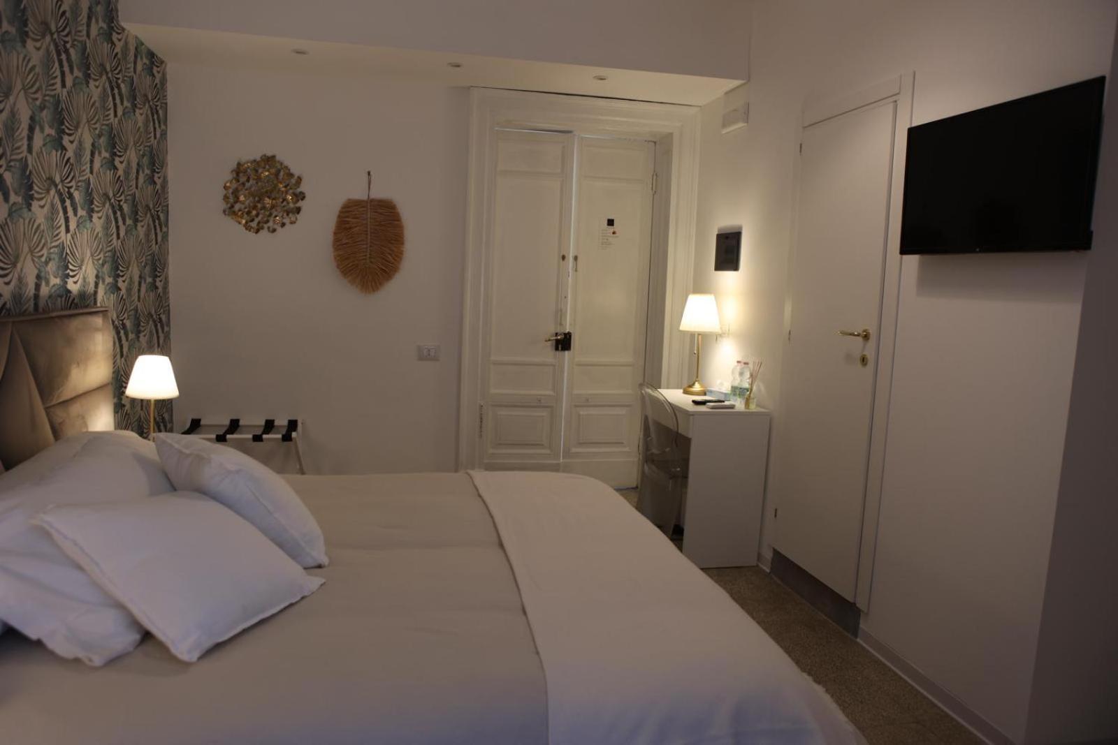 Boutique Rooms B&B Catânia Exterior foto
